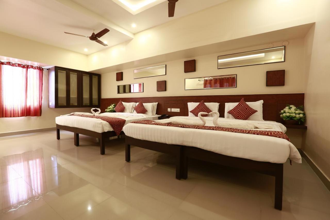 Raj Classic Inn Pondicherry Bagian luar foto